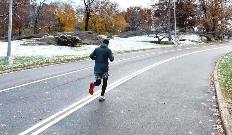 Pourquoi courir en hiver peut être la meilleure chose que vous puissiez faire pour votre corps